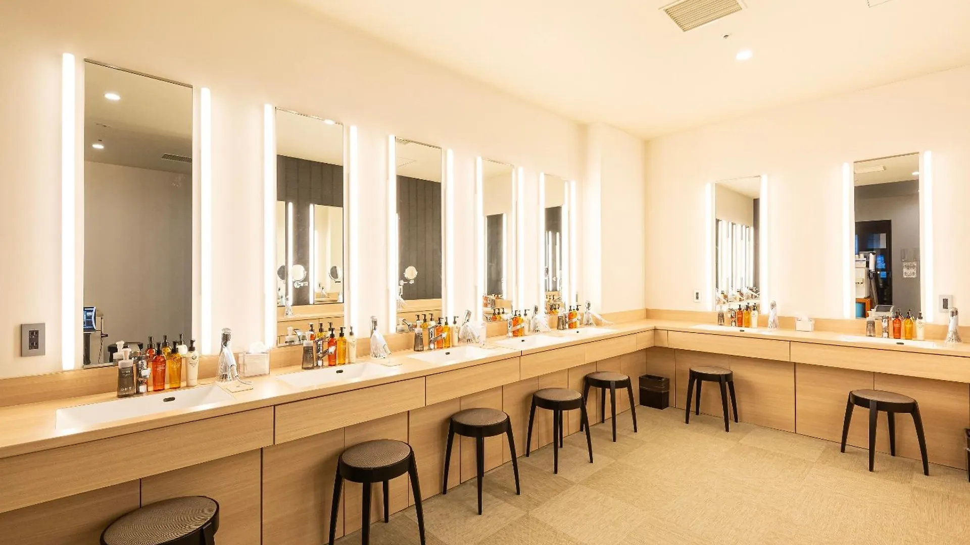 Hotel Keihan Kyoto Hachijoguchi